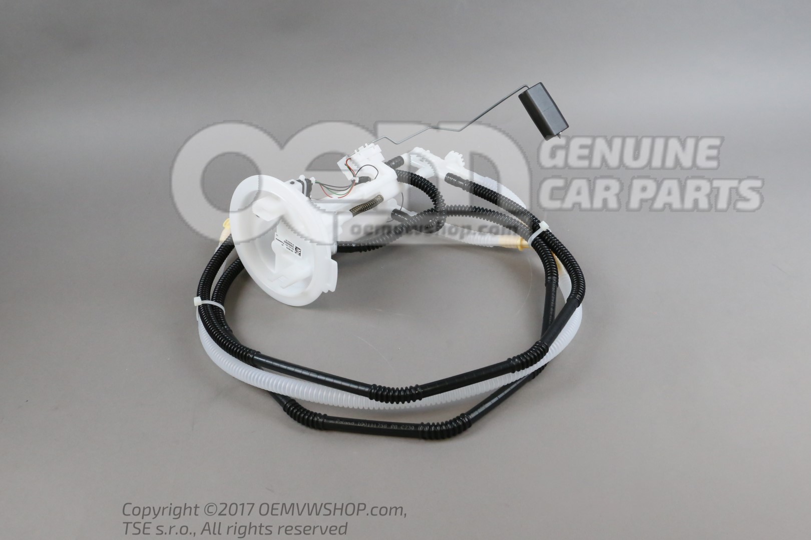 Fuel filter with flange